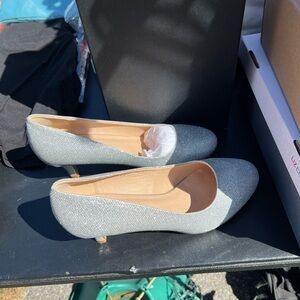 IDIFU Shimmering Silver Heels